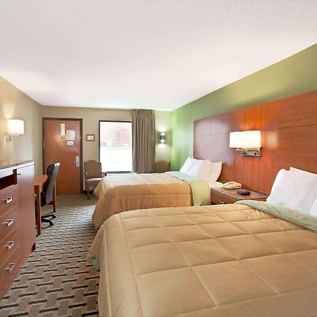Days Inn Conover/Hickory Exterior photo