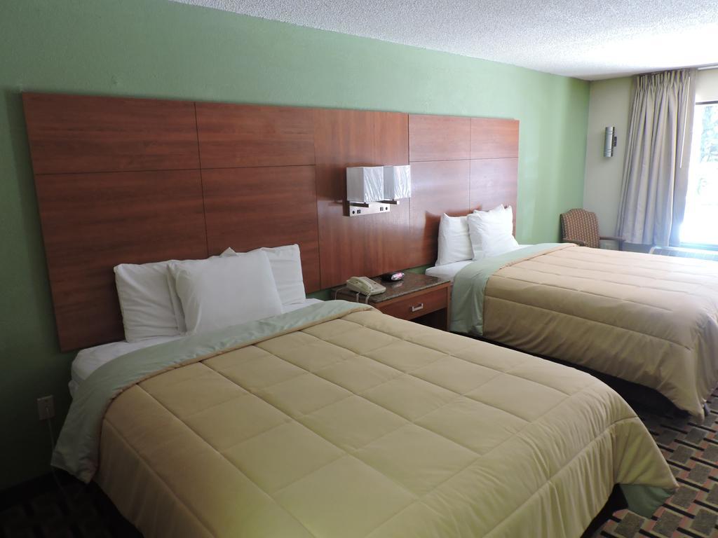 Days Inn Conover/Hickory Room photo